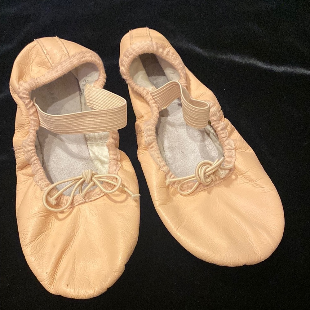 Peach Ballet Flats with Elastic Strap
